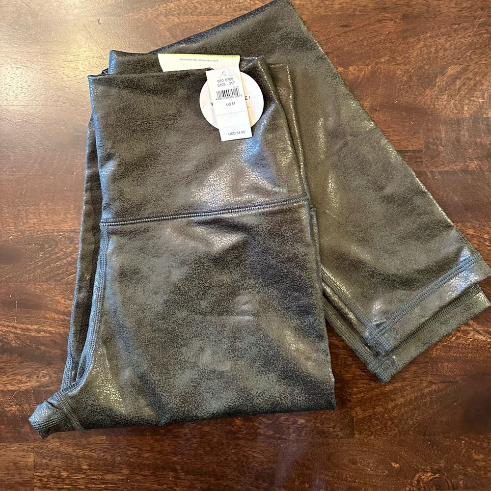 Aerie Crackle Leggings NWT